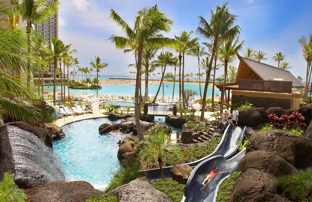 Hilton Hawaiian Village Waikiki Beach Resort-1